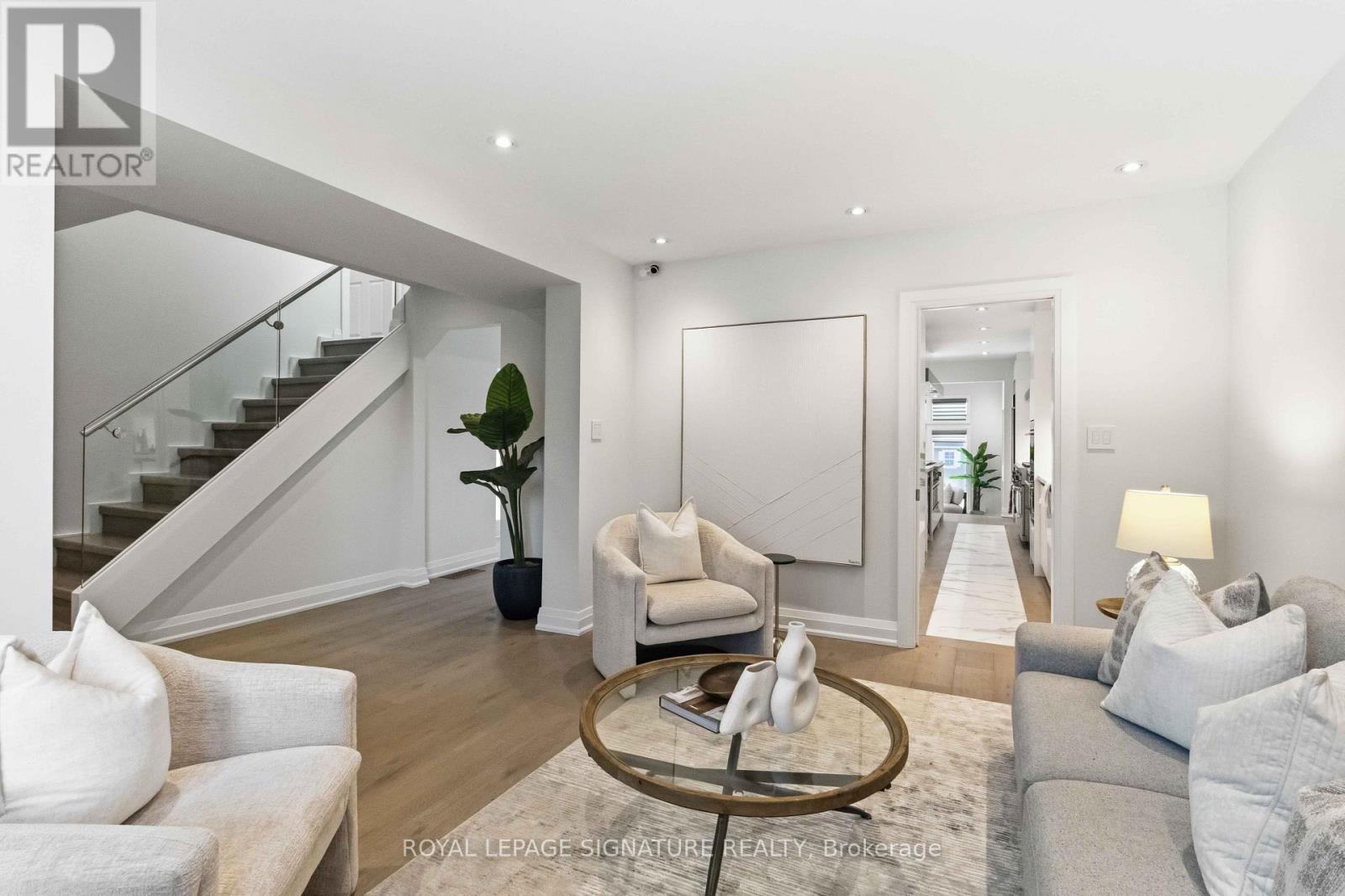 204 Richview Avenue, Toronto, Ontario  M5P 3G3 - Photo 6 - C13545286