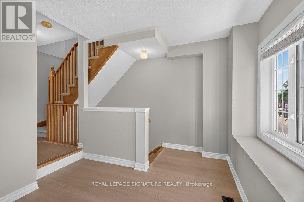 1755 Danforth Avenue, Toronto, Ontario  M4C 1J1 - Photo 13 - E13545230