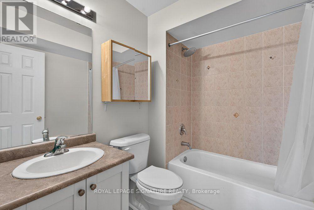 1755 Danforth Avenue, Toronto, Ontario  M4C 1J1 - Photo 19 - E13545230