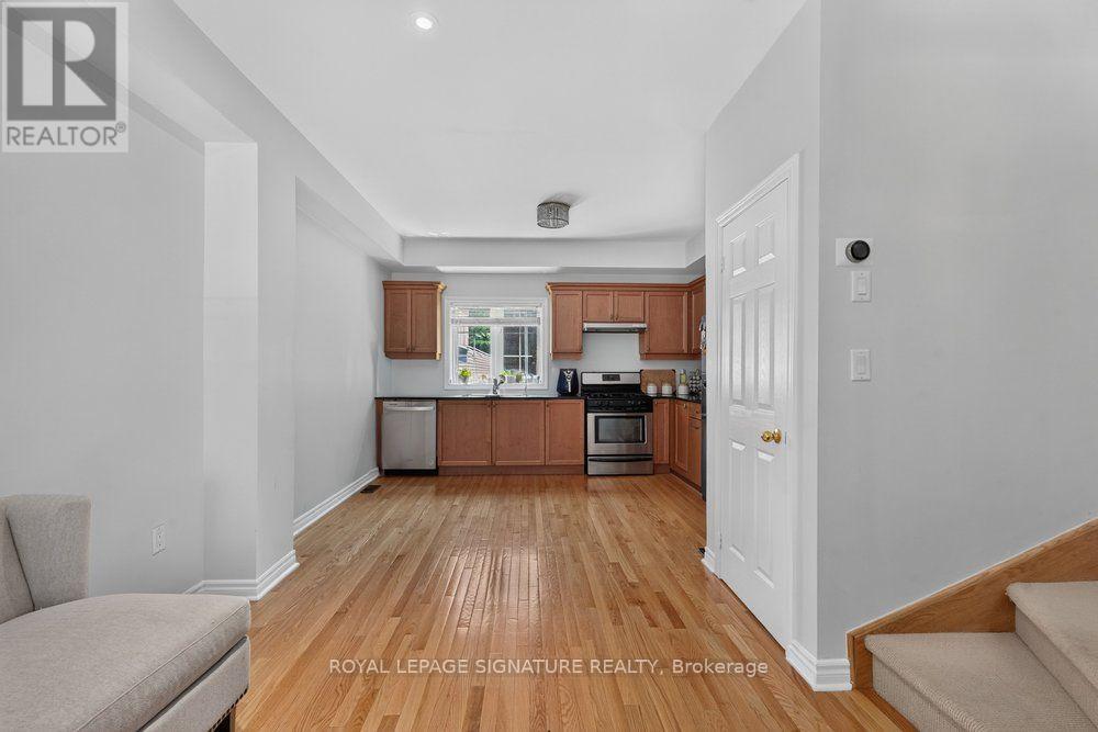 1755 Danforth Avenue, Toronto, Ontario  M4C 1J1 - Photo 8 - E13545230