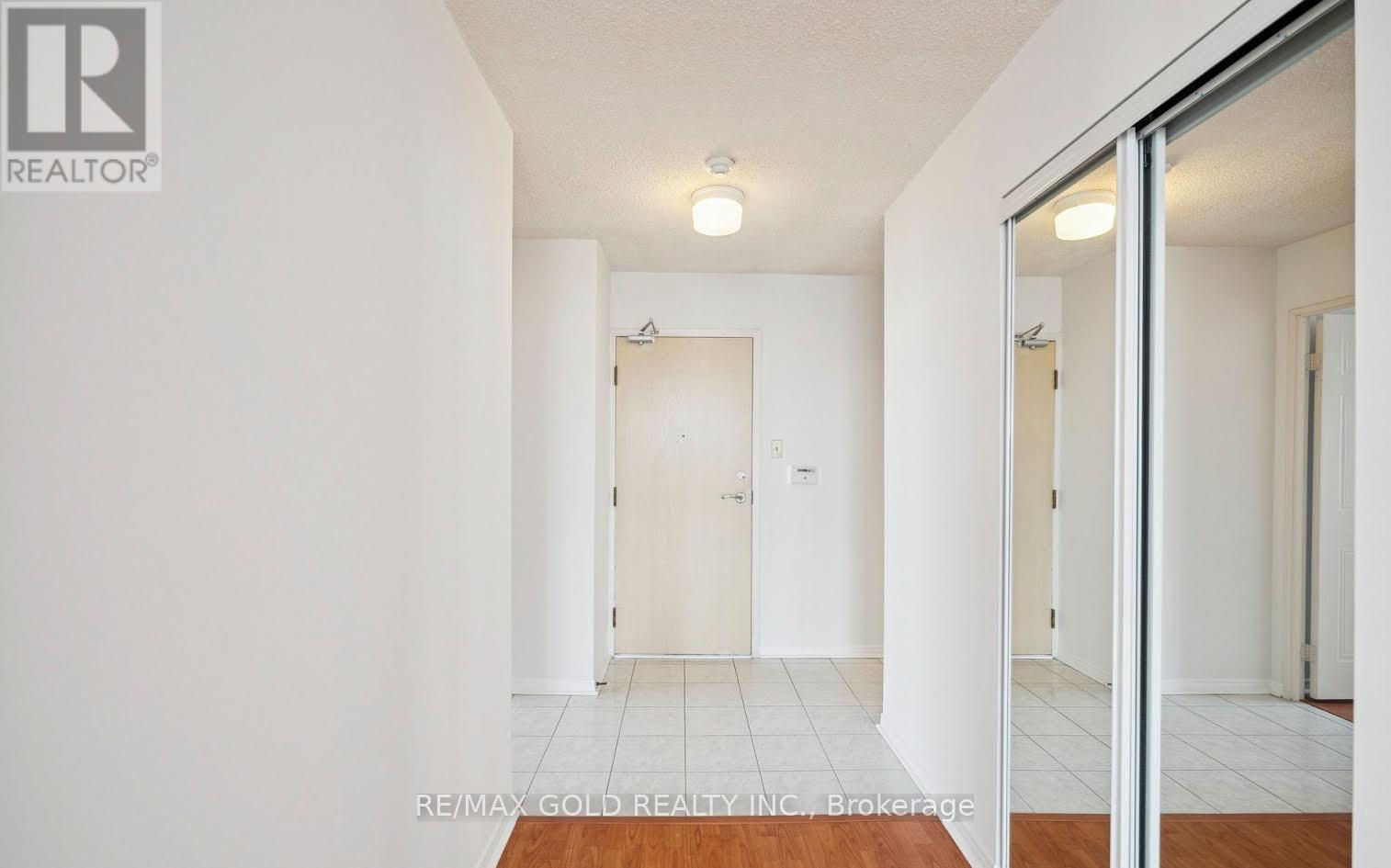 1923 - 3 Greystone Walk Drive, Toronto, Ontario  M1K 5J4 - Photo 4 - E13545366