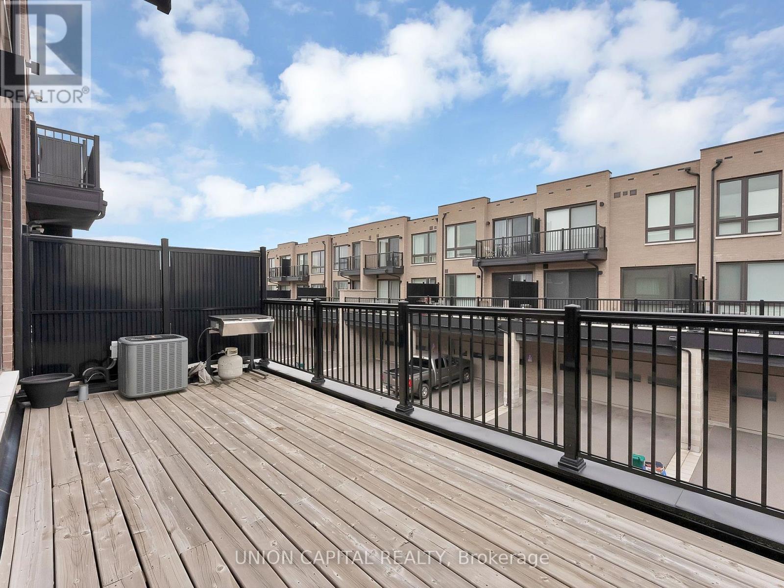 45 Lord Melborne Street, Markham, Ontario  L6C 0Z6 - Photo 24 - N13545238