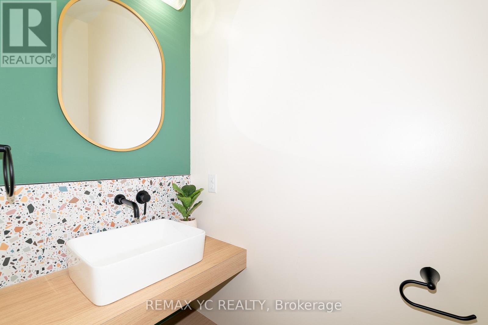 58 Sandwell Street, Vaughan, Ontario L4H 4S4 - Photo 13 - N13545332