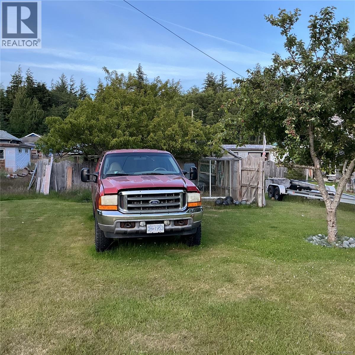 25 1st St, Sointula, British Columbia  V0N 3E0 - Photo 5 - 1042697