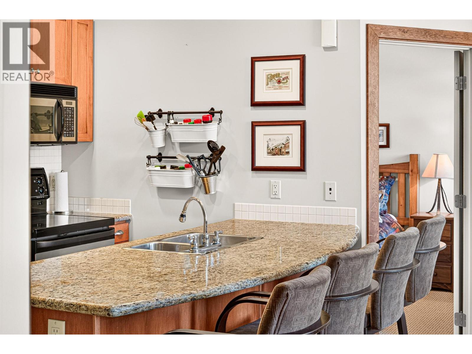 4559 Timberline Crescent Unit# 520, Fernie, British Columbia  V0B 1M6 - Photo 11 - 10393827