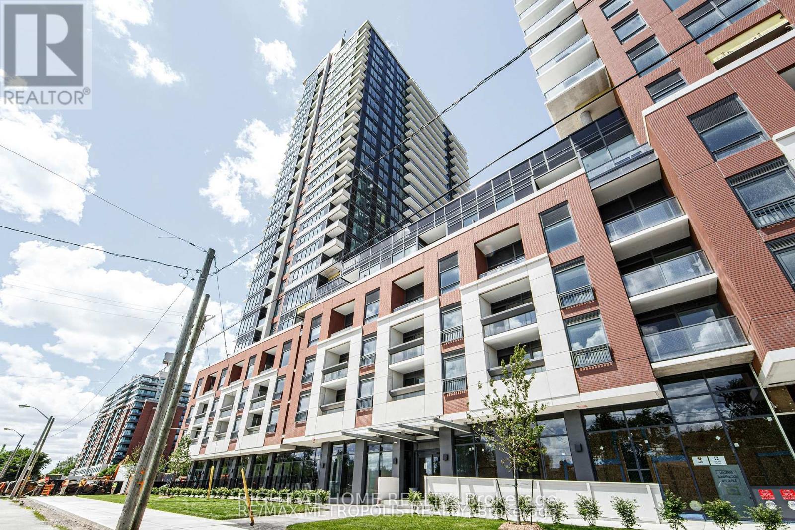331 - 4010 EGLINTON AVENUE W, Toronto (Humber Heights)