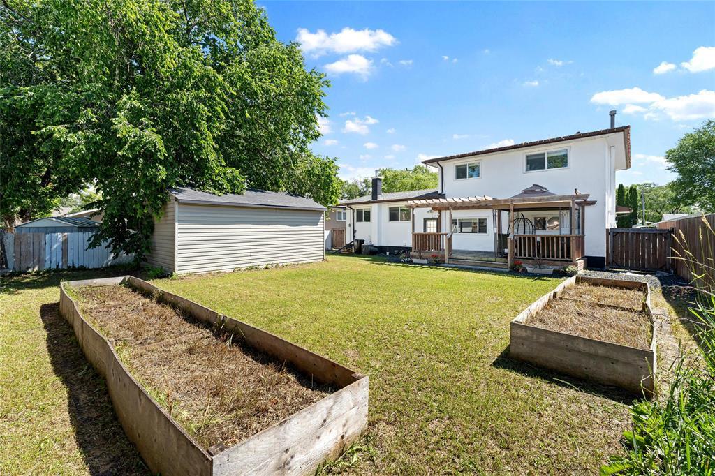 133 Arrowwood Drive, Winnipeg, Manitoba  R2V 2R3 - Photo 26 - 202614833