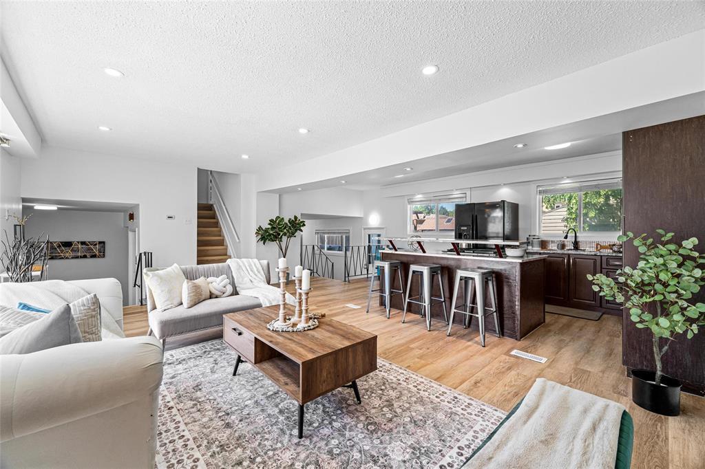 133 Arrowwood Drive, Winnipeg, Manitoba  R2V 2R3 - Photo 7 - 202614833
