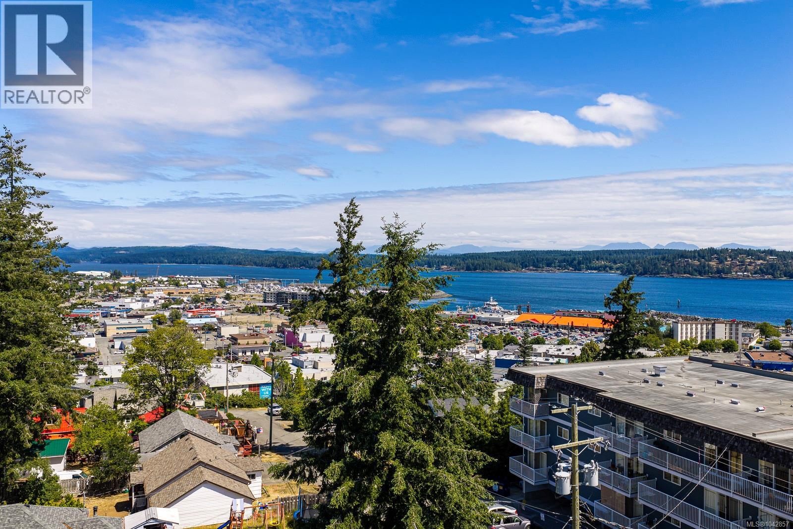 901 Dogwood St, Campbell River, British Columbia  V9W 2X6 - Photo 9 - 1042857