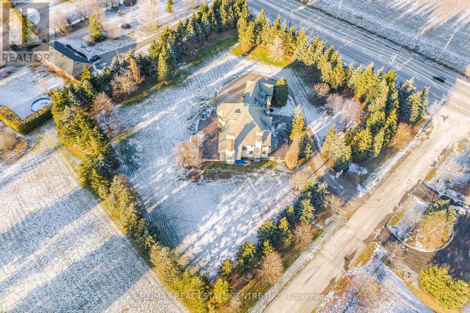 2 EDGEFOREST DRIVE, Brampton (Toronto Gore Rural Estate)