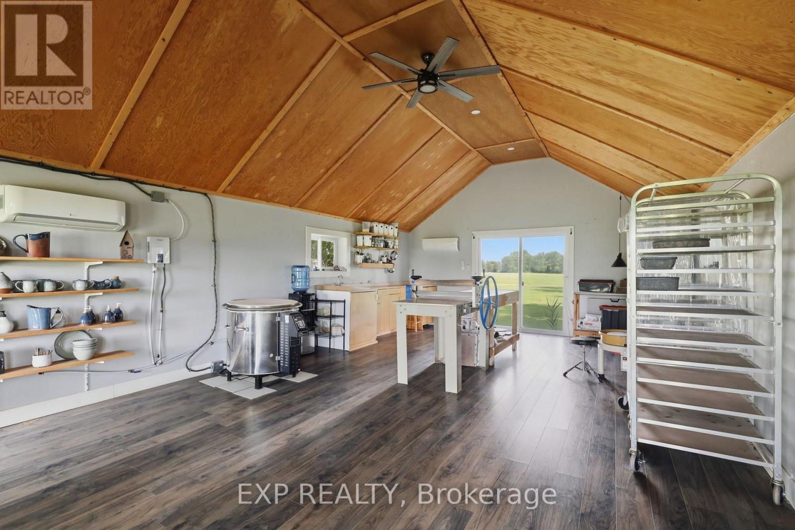 22979 Pratt Siding Road, Southwest Middlesex, Ontario  N0L 1M0 - Photo 39 - X13543756