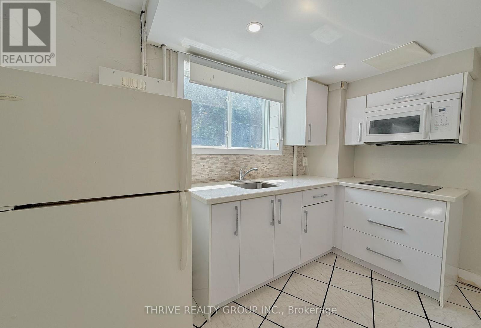 9 - 153 Godfrey Drive, London East, Ontario  N5V 2E8 - Photo 6 - X13545308