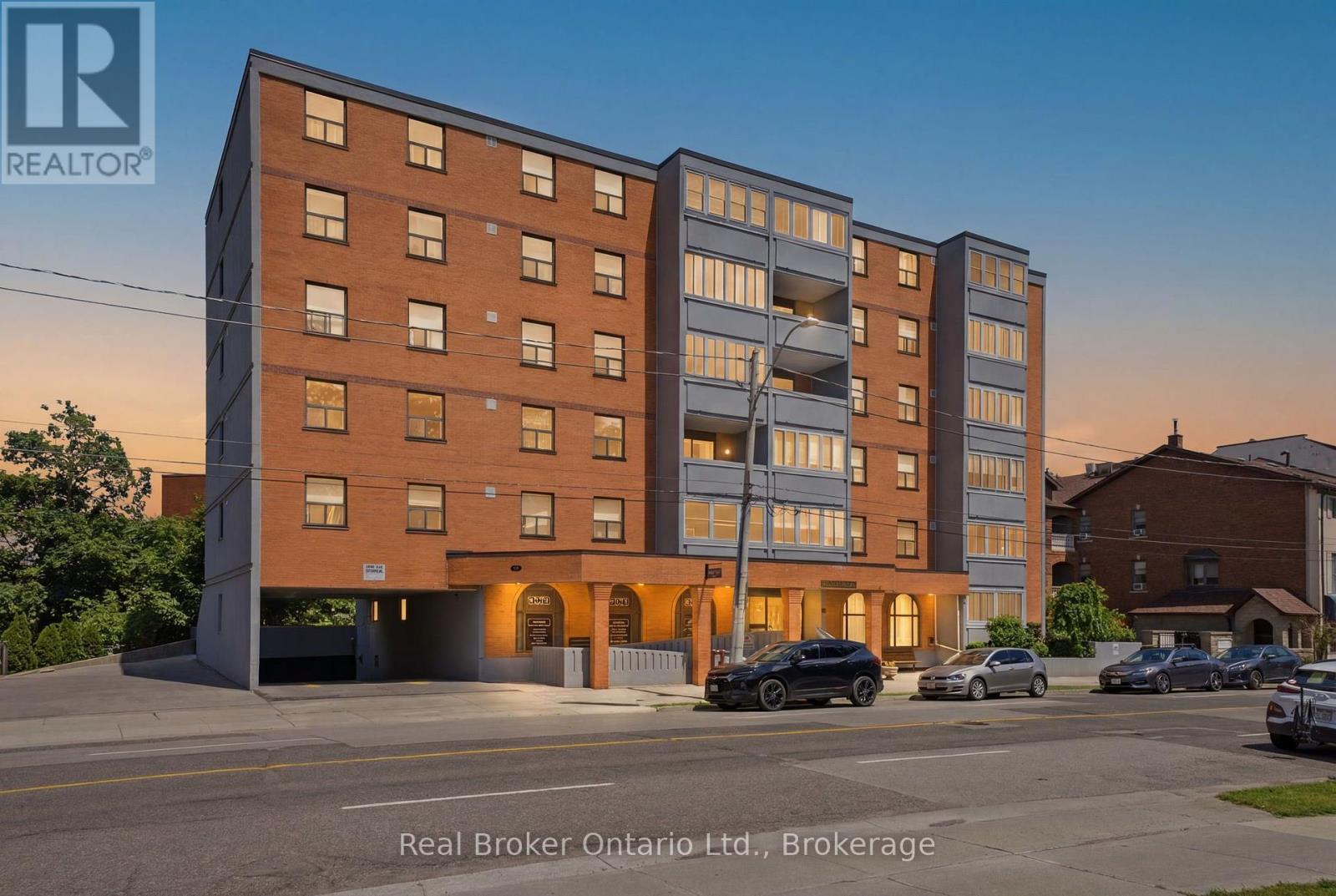 307 - 23 Main Street, Hamilton, Ontario  L9H 2P7 - Photo 5 - X13545502