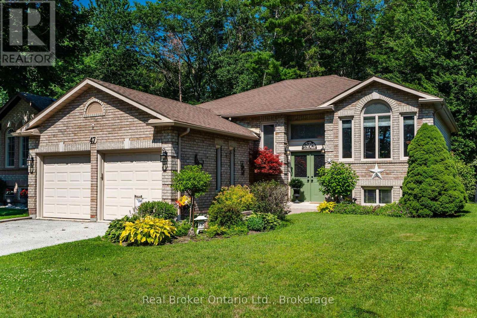 47 TIMBERLAND CRESCENT, Wasaga Beach