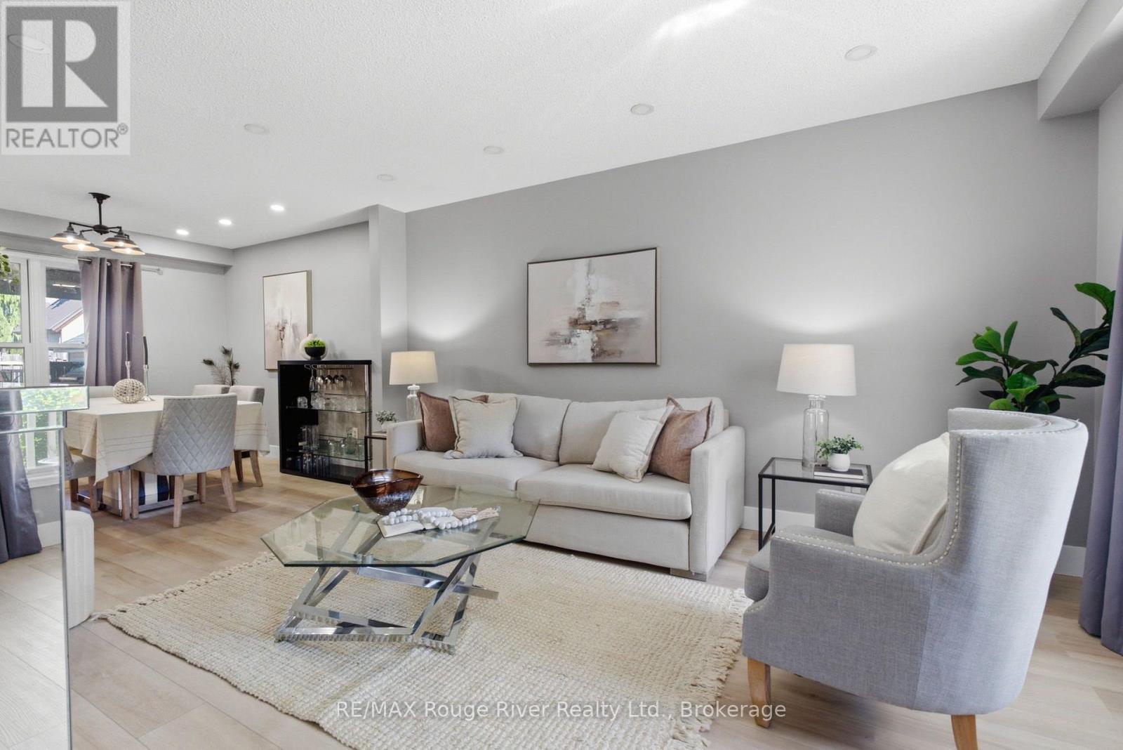 475 Safari Drive, Oshawa, Ontario  L1K 1B5 - Photo 4 - E13545392