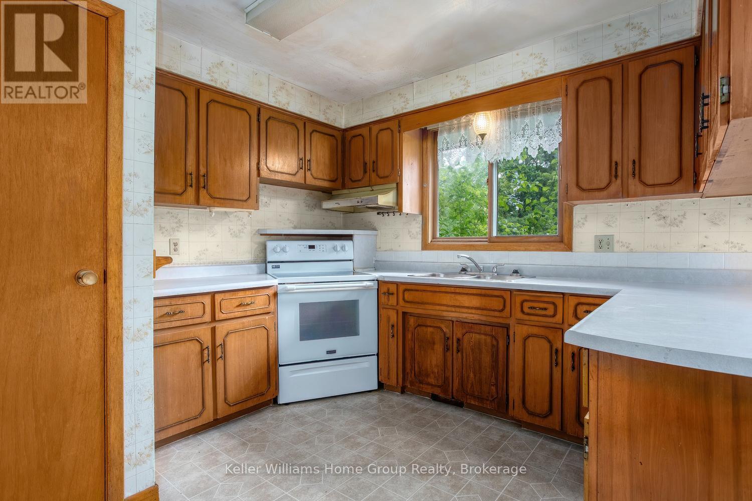 832 Victoria Road S, Puslinch, Ontario  N1L 1C6 - Photo 22 - X13545648