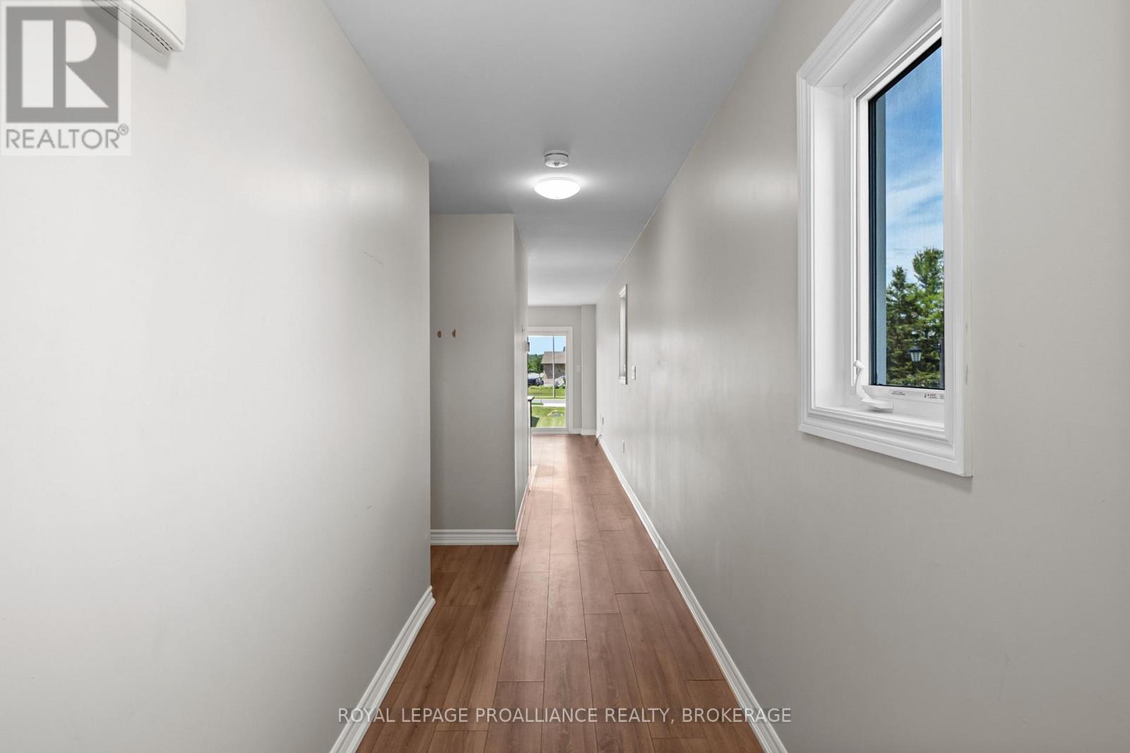 40 Tegan Court, Loyalist, Ontario  K0H 2H0 - Photo 4 - X13545418