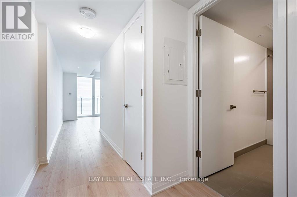 1606 - 99 Foxbar Road, Toronto, Ontario  M4V 0B2 - Photo 10 - C13545424