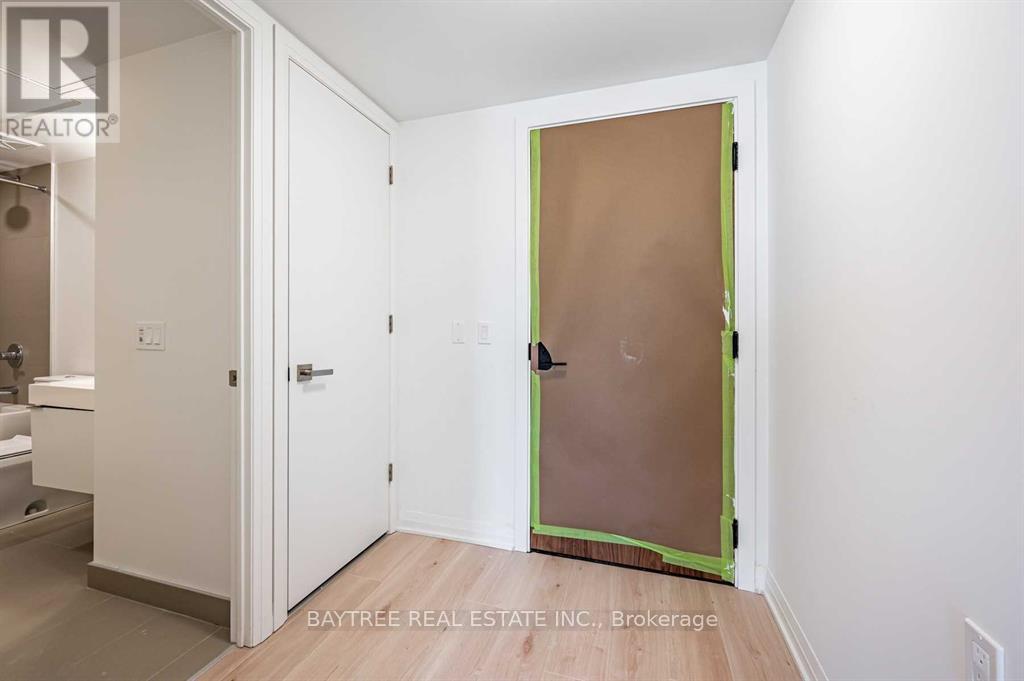 1606 - 99 Foxbar Road, Toronto, Ontario  M4V 0B2 - Photo 4 - C13545424