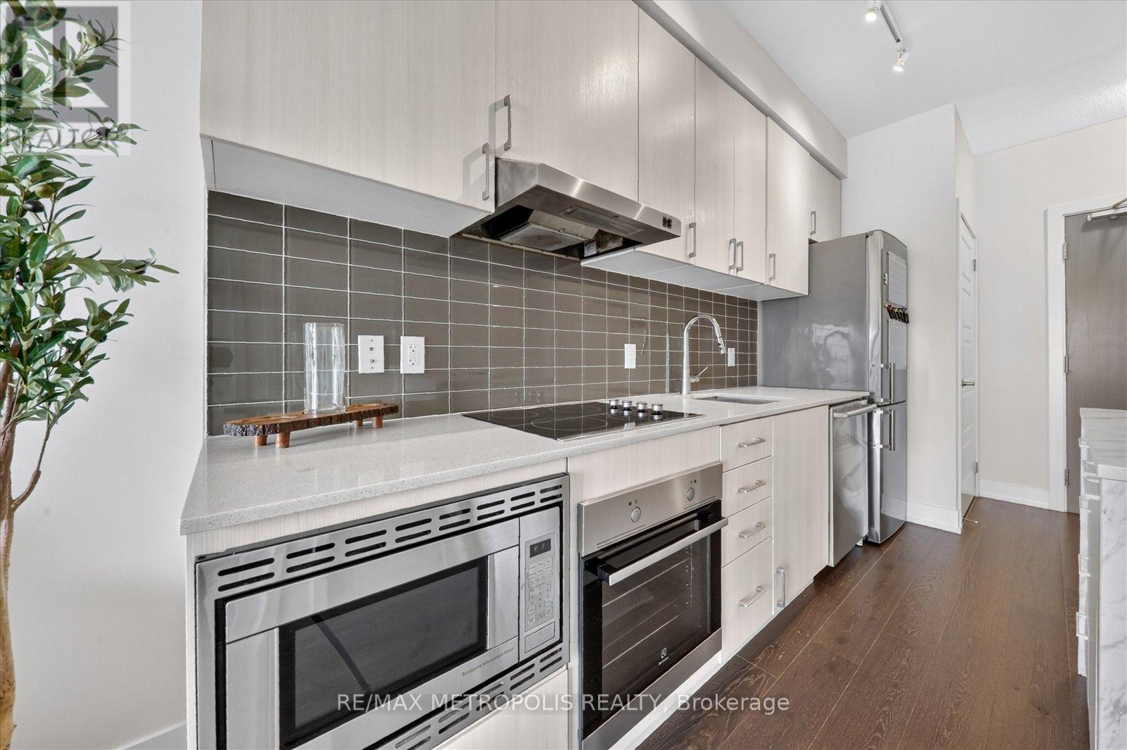 619 - 7 Kenaston Gardens, Toronto, Ontario M2K 1G7 - Photo 3 - C13545450