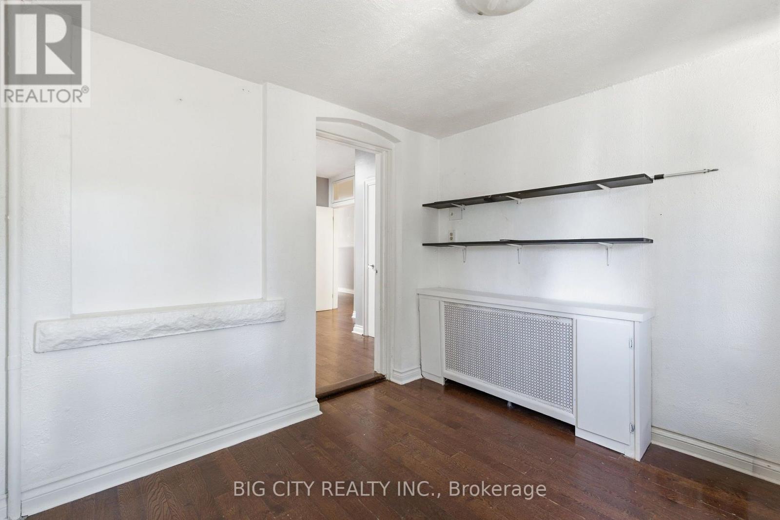 UPPER - 1362 BATHURST STREET - Photo 15