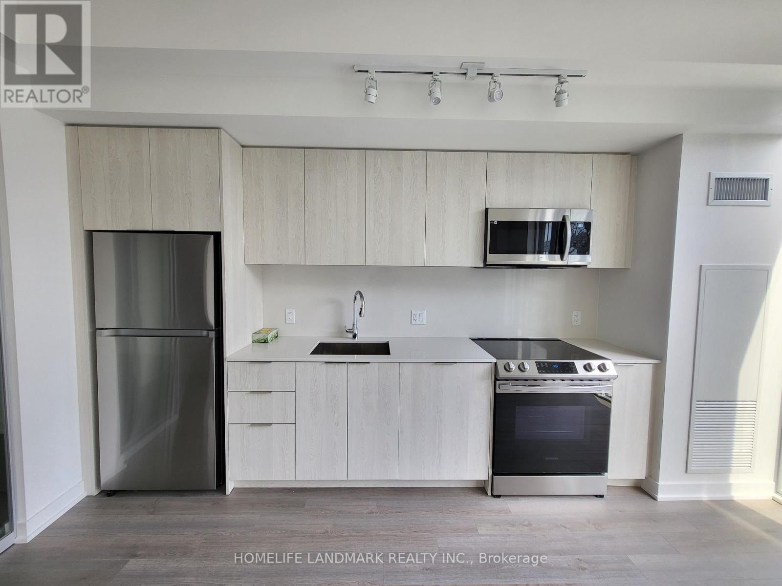 4104 - 357 King Street W, Toronto, Ontario M5V 0S7 - Photo 2 - C13545624