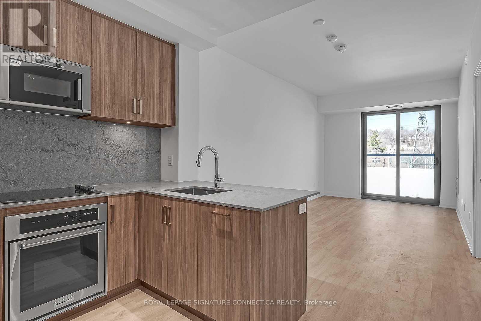 303 - 280 HOWLAND AVENUE, Toronto, Ontario