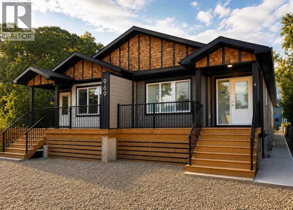 3, 969 2 Street SE, Medicine Hat