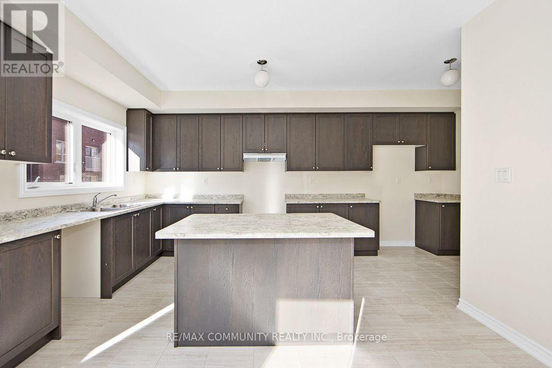 2614 Apricot Lane, Pickering, Ontario L1X 0M5 - Photo 5 - E13545420