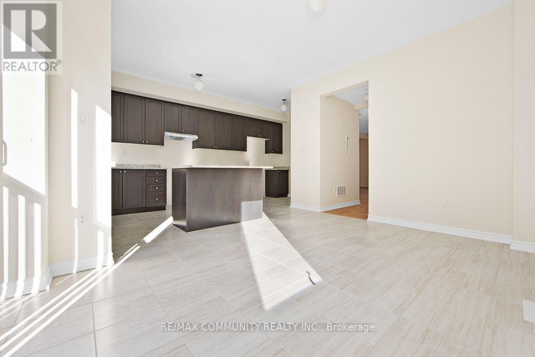 2614 Apricot Lane, Pickering, Ontario L1X 0M5 - Photo 8 - E13545420