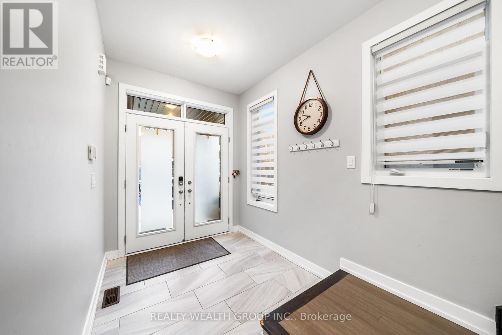 Main - 37 Fancamp Drive, Vaughan, Ontario L6A 4Z2 - Photo 3 - N13545536