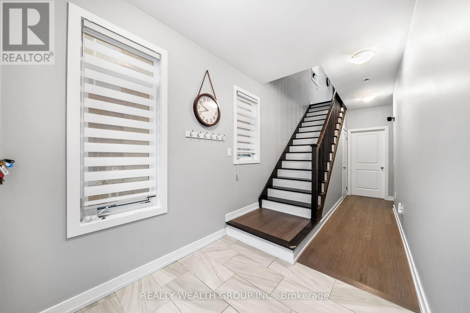 Main - 37 Fancamp Drive, Vaughan, Ontario L6A 4Z2 - Photo 4 - N13545536