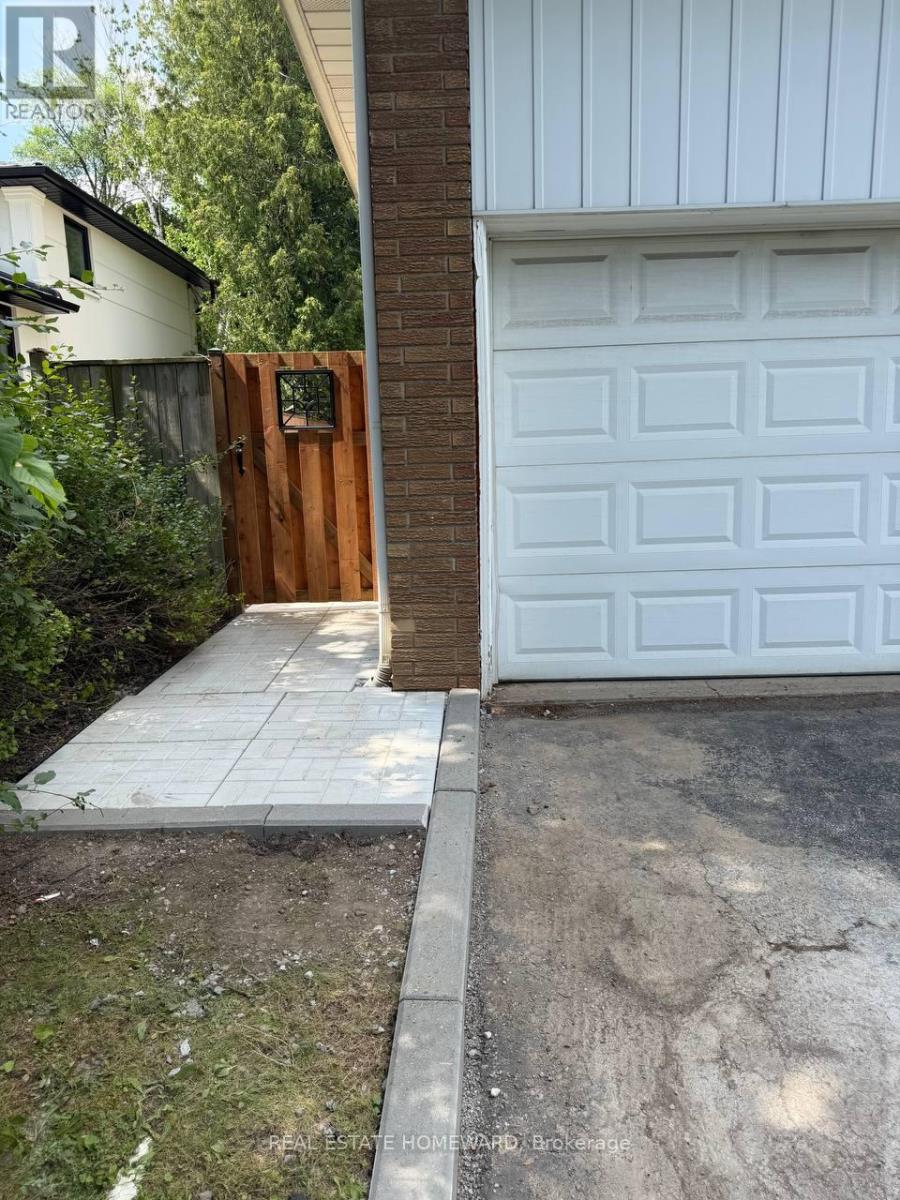 Main2nd - 54 Ladyslipper Court, Markham (Bayview Glen), Ontario  L3T 2S7 - Photo 22 - N13545604