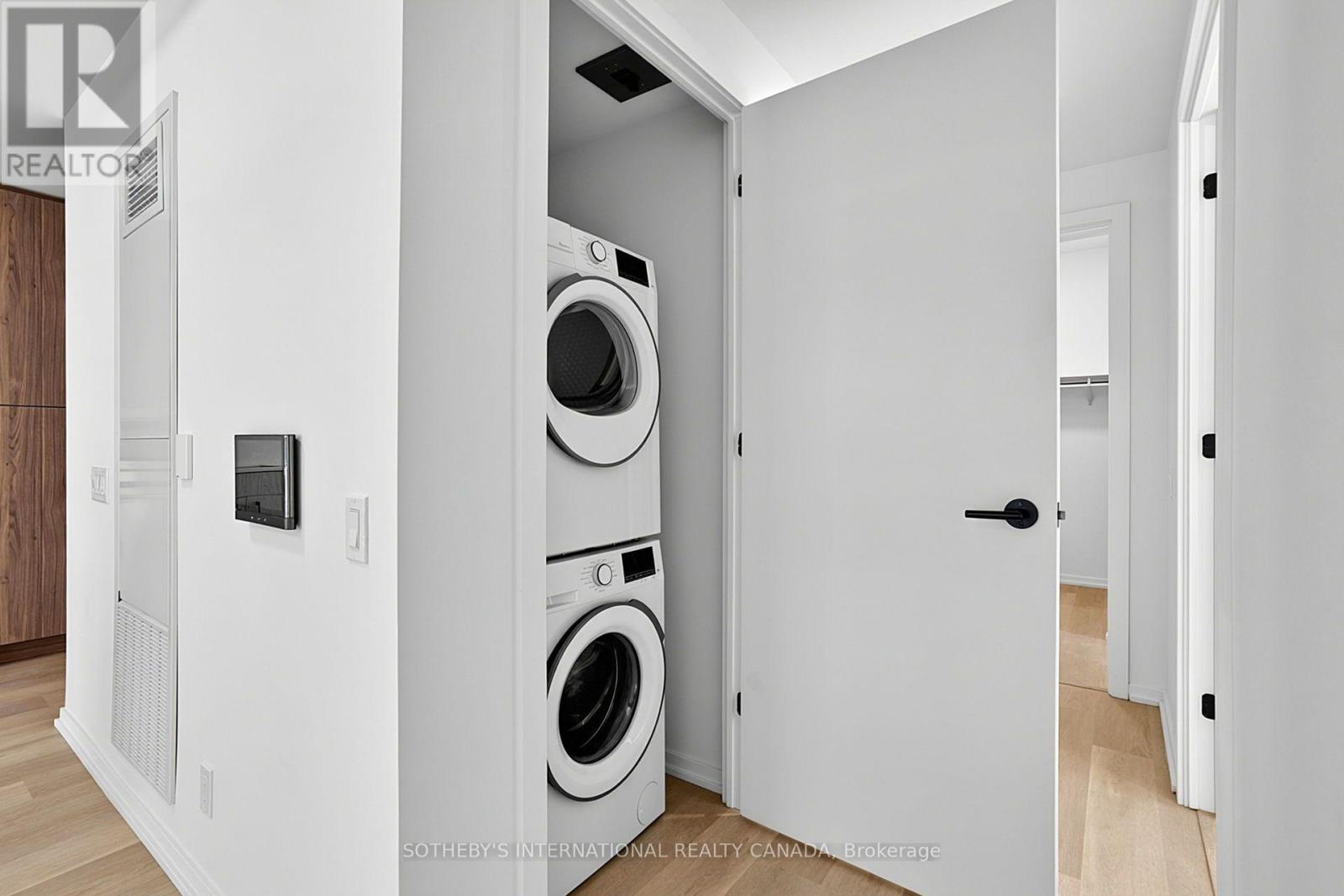 1110 - 109 Erskine Avenue, Toronto, Ontario  M4P 1Y5 - Photo 45 - C13516088
