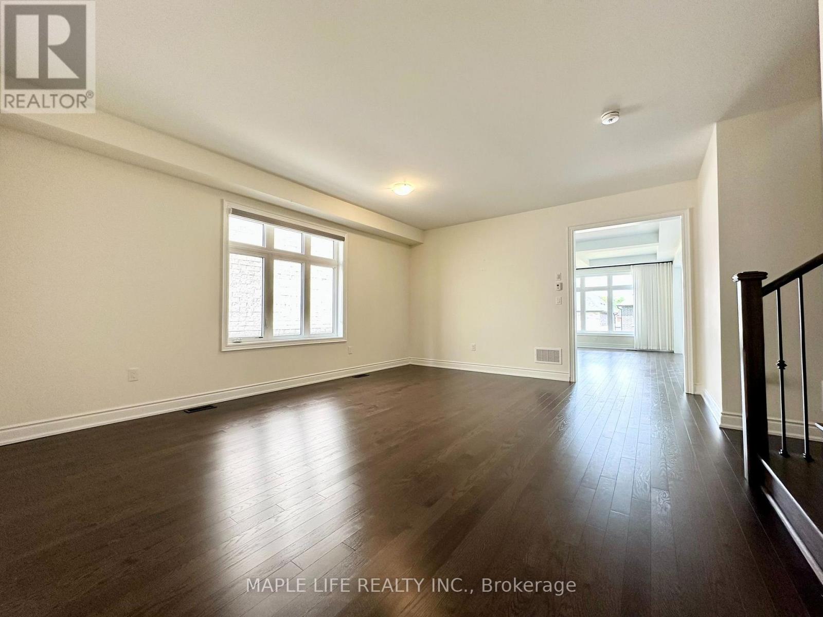 162 Rowe Street, Bradford West Gwillimbury, Ontario L3Z 4N2 - Photo 10 - N13423672