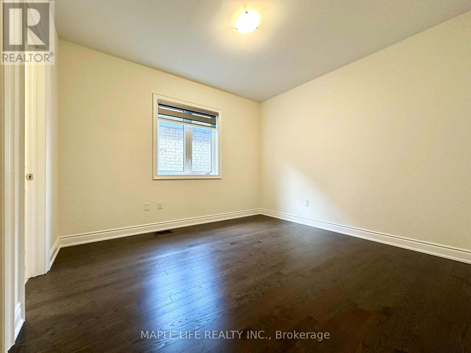 162 Rowe Street, Bradford West Gwillimbury, Ontario  L3Z 4N2 - Photo 26 - N13418222