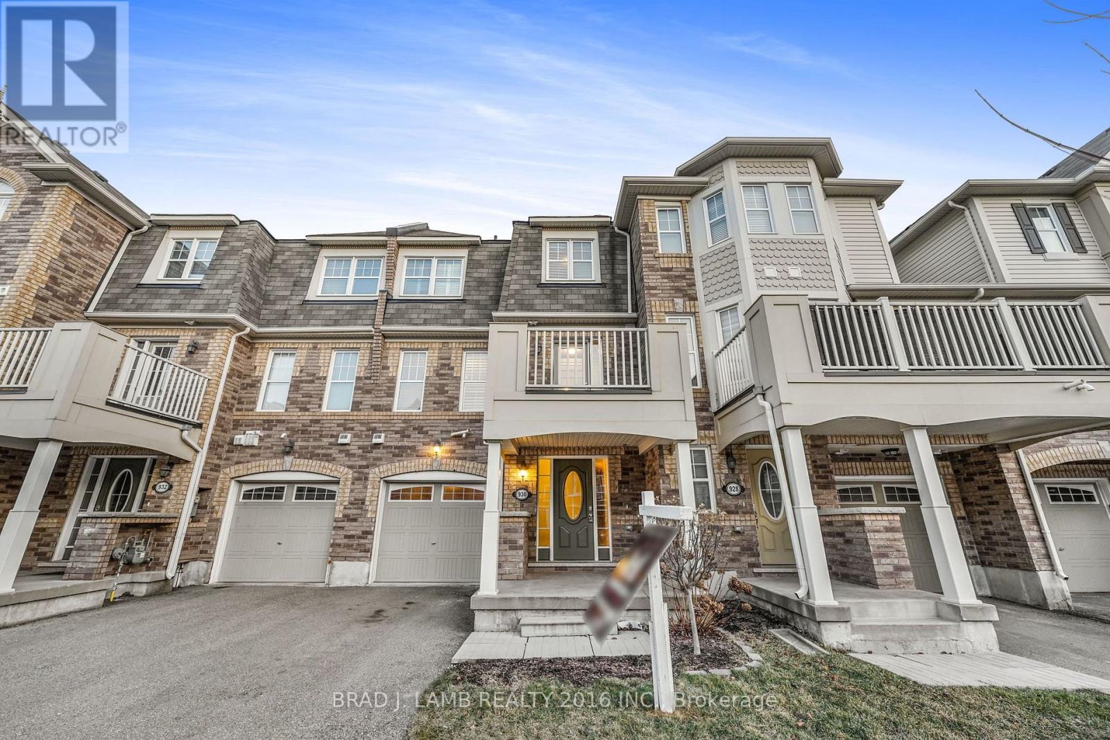 930 Nadalin Heights, Milton, Ontario L9T 8R5 - Photo 3 - W13545428