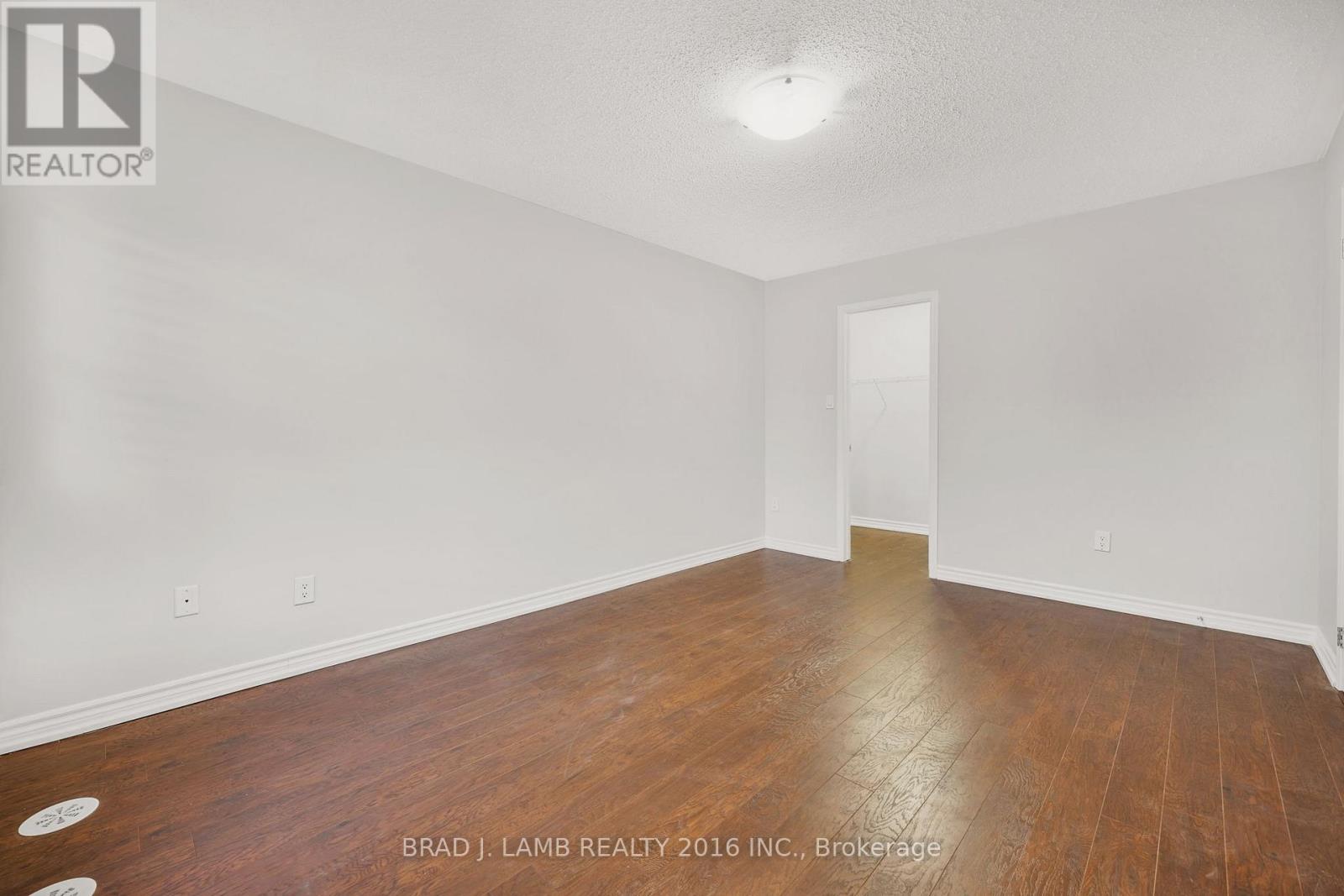 930 Nadalin Heights, Milton, Ontario L9T 8R5 - Photo 31 - W13545428