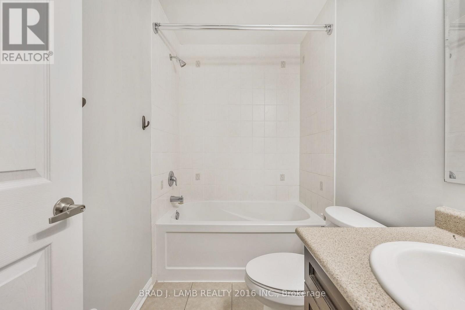 930 Nadalin Heights, Milton, Ontario L9T 8R5 - Photo 34 - W13545428