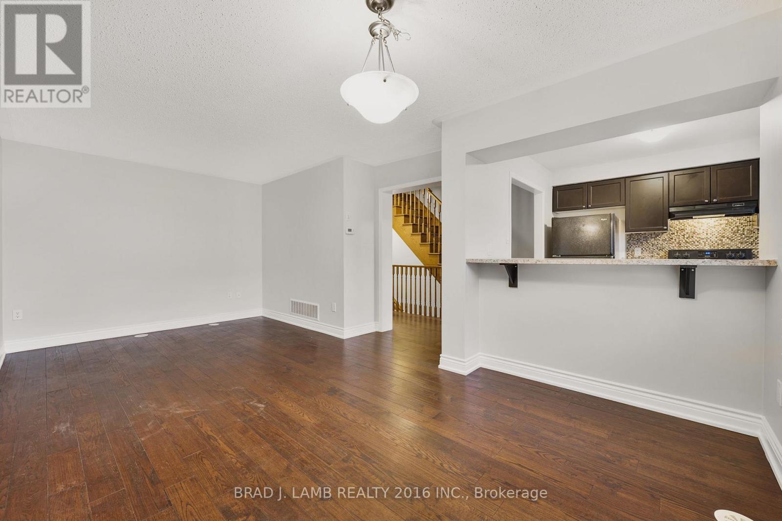 930 Nadalin Heights, Milton, Ontario L9T 8R5 - Photo 8 - W13545428