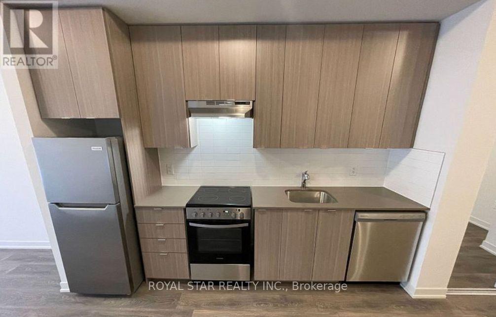 116 - 58 Sky Harbour Drive, Brampton (Brampton West), Ontario  L6Y 6J1 - Photo 3 - W13545472