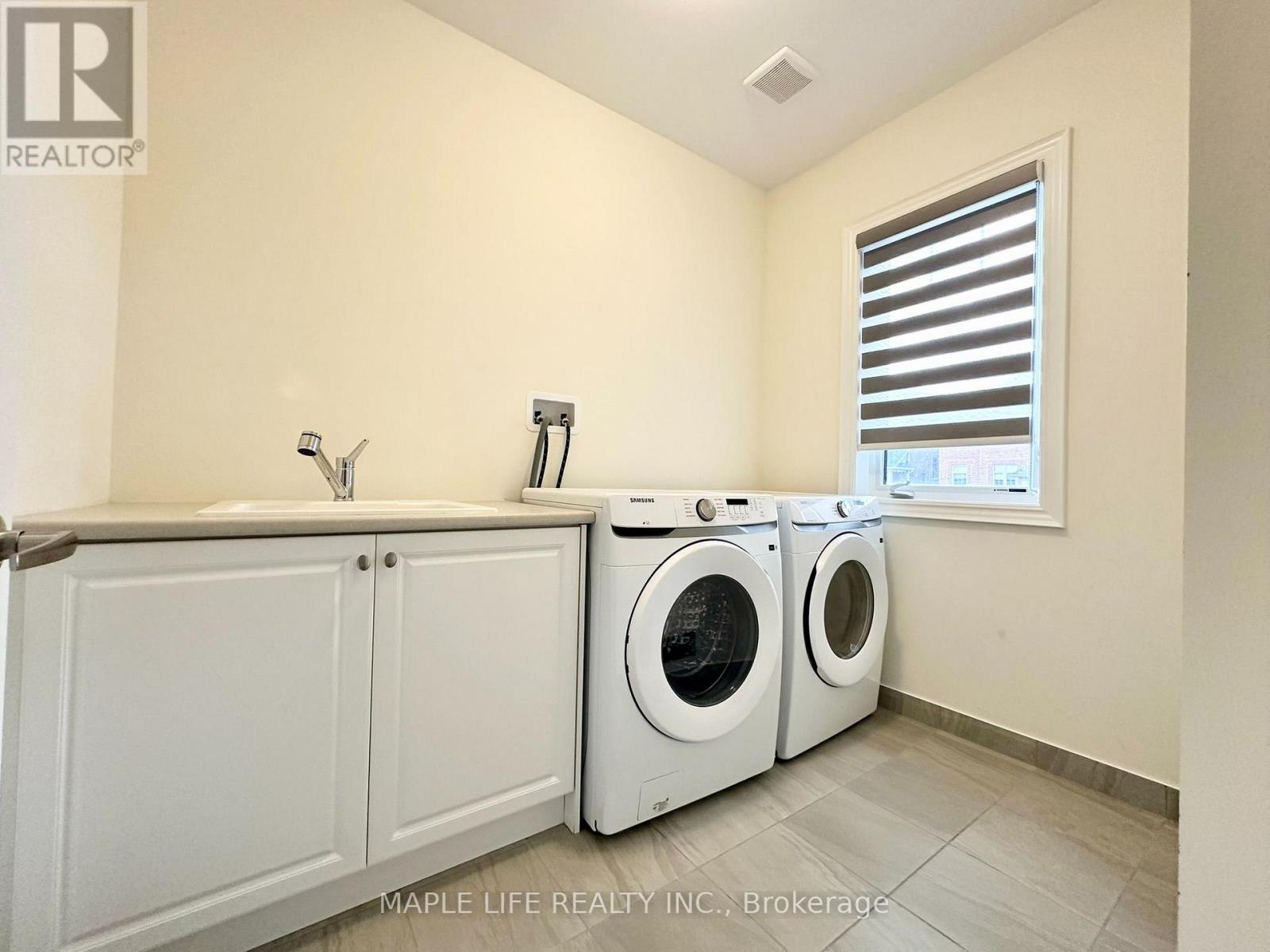 162 Rowe Street, Bradford West Gwillimbury, Ontario L3Z 4N2 - Photo 26 - N13423672