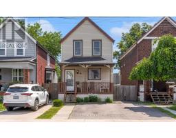 16 ALBEMARLE STREET, Hamilton, Ontario