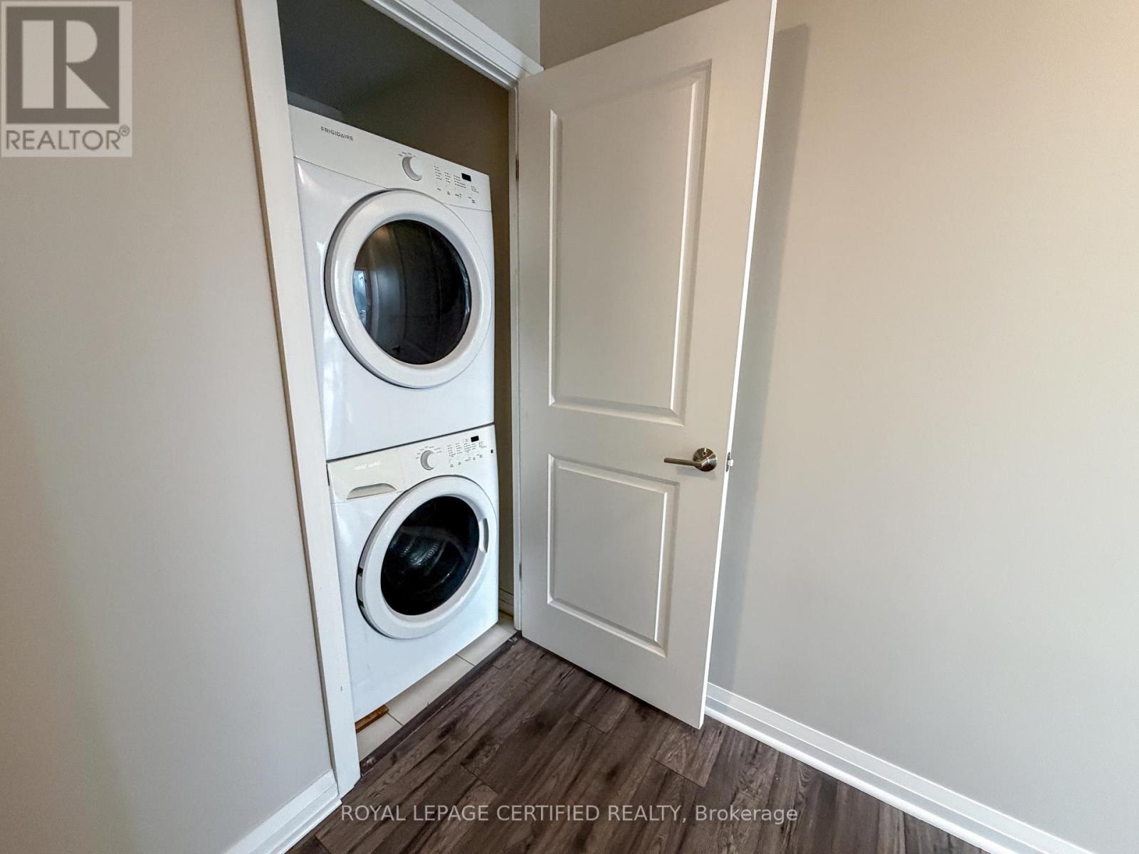 507 - 55 Eglinton Avenue W, Mississauga, Ontario L5R 0E4 - Photo 5 - W13504064