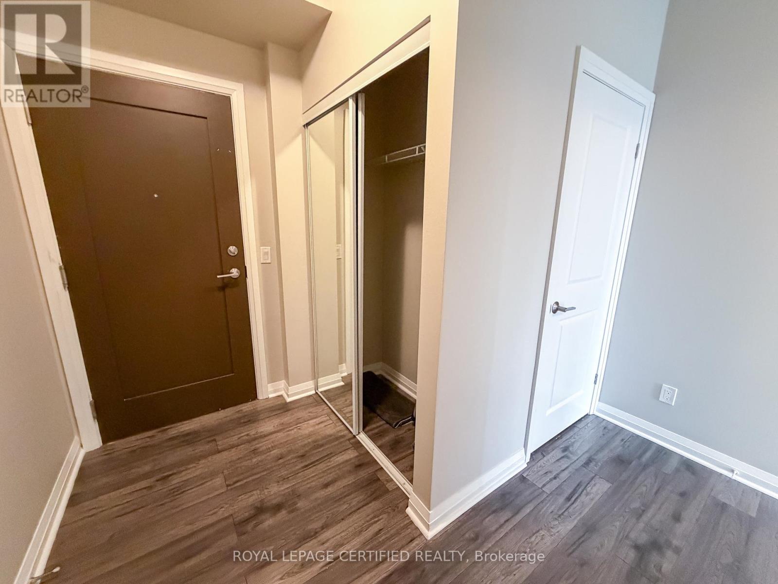 507 - 55 Eglinton Avenue W, Mississauga, Ontario L5R 0E4 - Photo 4 - W13504064