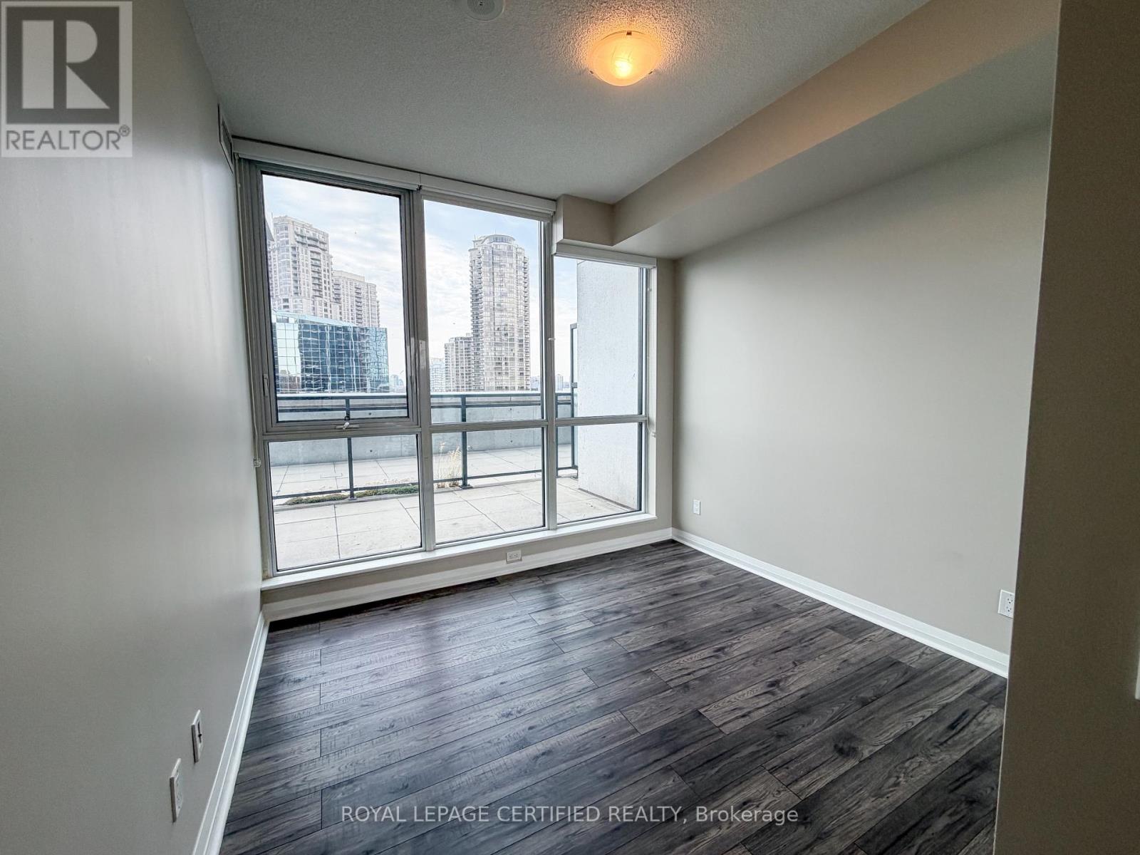507 - 55 Eglinton Avenue W, Mississauga, Ontario L5R 0E4 - Photo 8 - W13504064