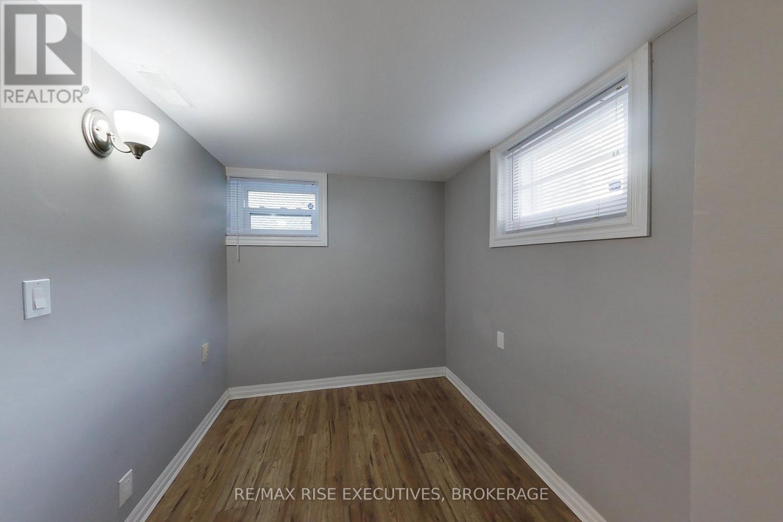 2 - 2 Howard Crescent, Kingston, Ontario  K7M 3C6 - Photo 12 - X13545792