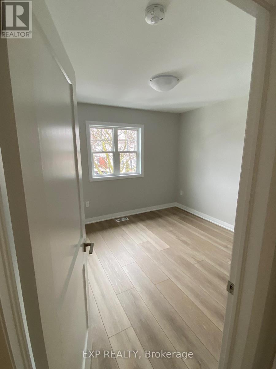 5960 Delaware Street, Niagara Falls, Ontario  L2G 2E3 - Photo 13 - X13499958
