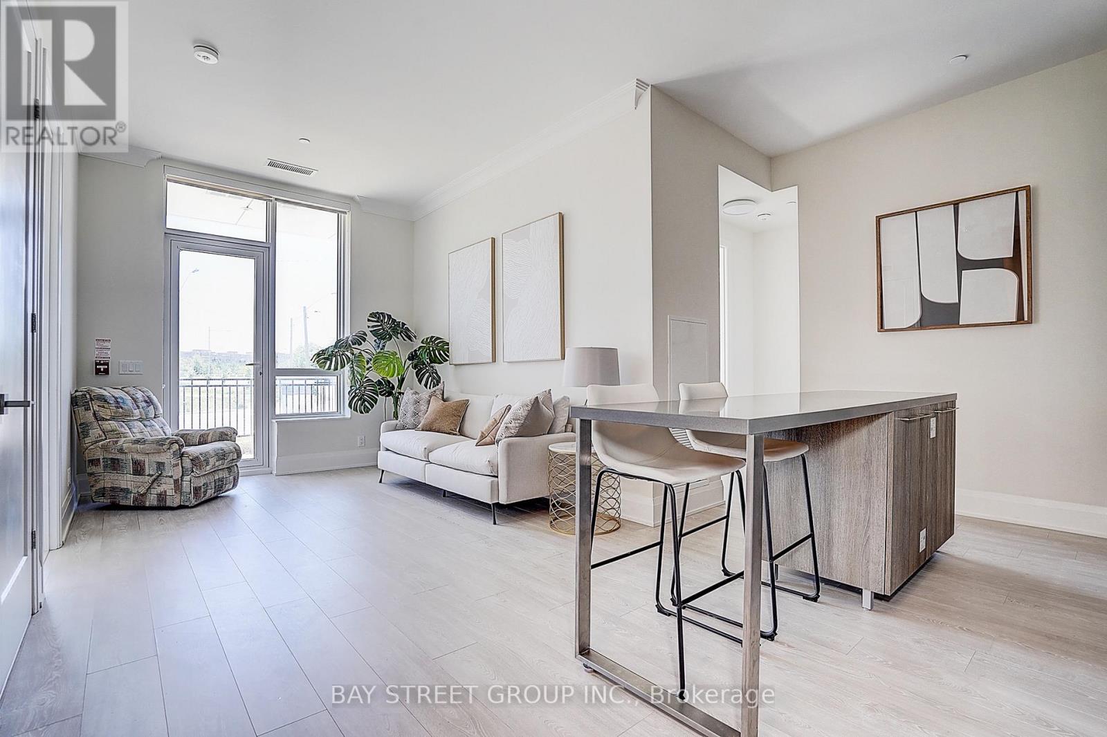 105 - 8 Water Walk, Markham, Ontario  L3R 6L4 - Photo 6 - N13045304