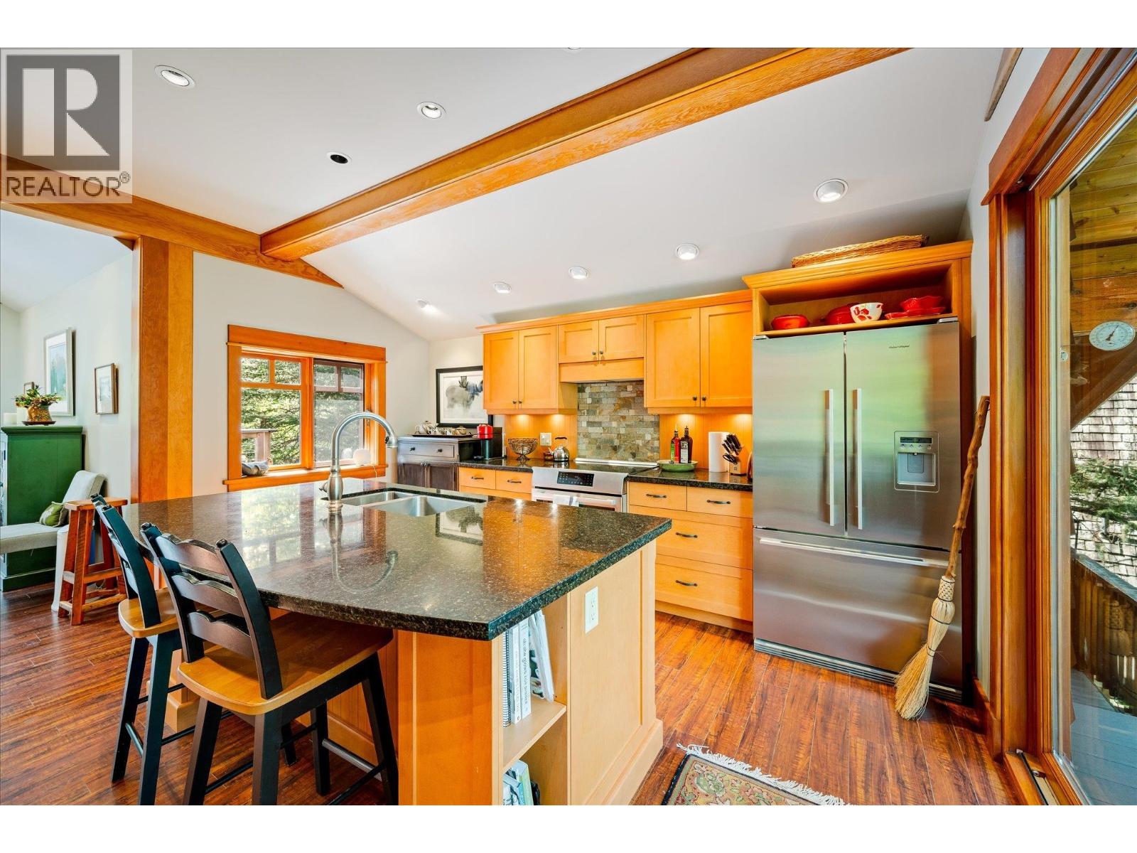9583 Emerald Drive, Whistler, British Columbia  V8E 0G5 - Photo 9 - R3144726